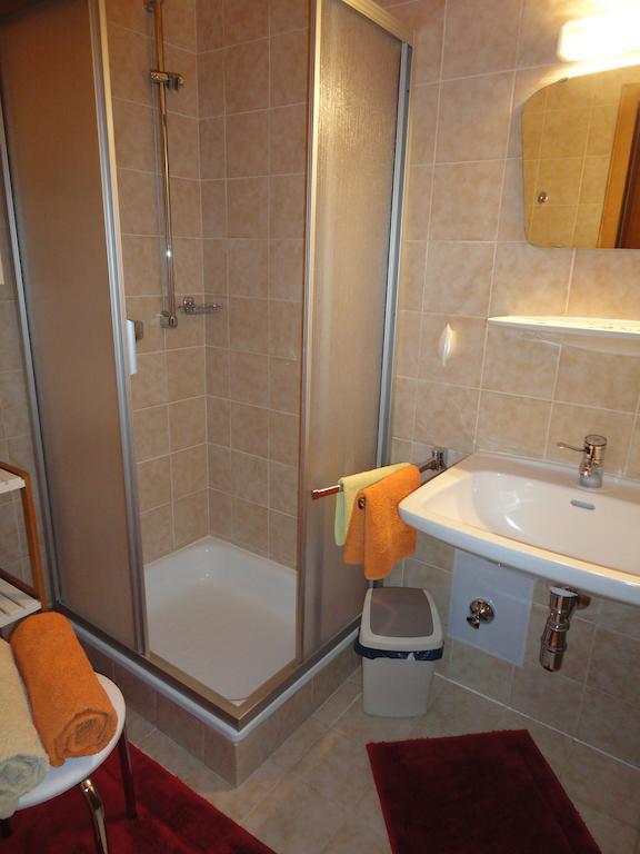 Apartamento Kollehof Krumpendorf Exterior foto